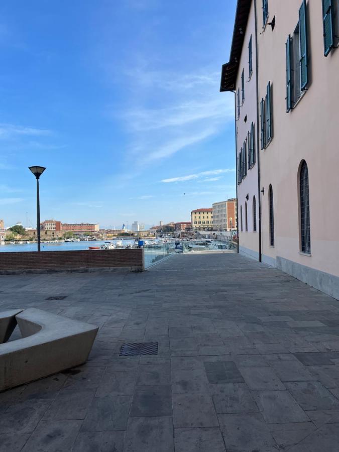 Kasia Porta Sul Mare Di Livorno Free Parking Exterior photo